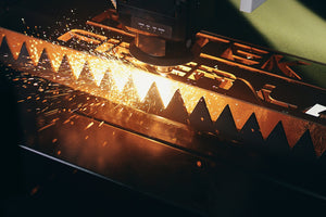 Fiber Laser Cutting vs Waterjet Cutting: Comparison of Pros Cons